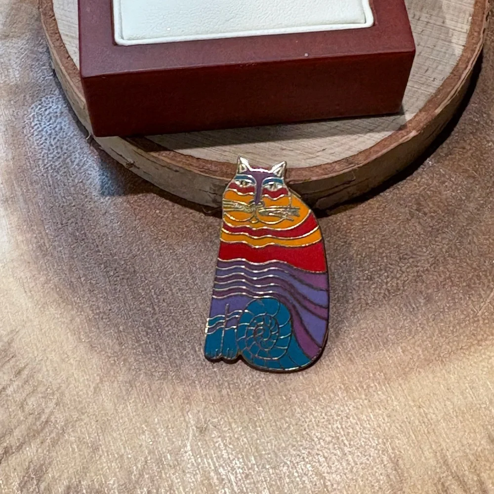 Rainbow Cats Brooch 🌈🐱